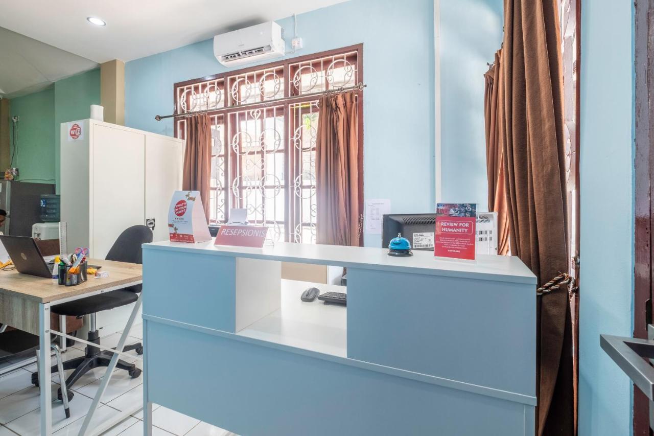 Super Oyo 1568 Stasiun Ka Cirebon Guest House Dış mekan fotoğraf