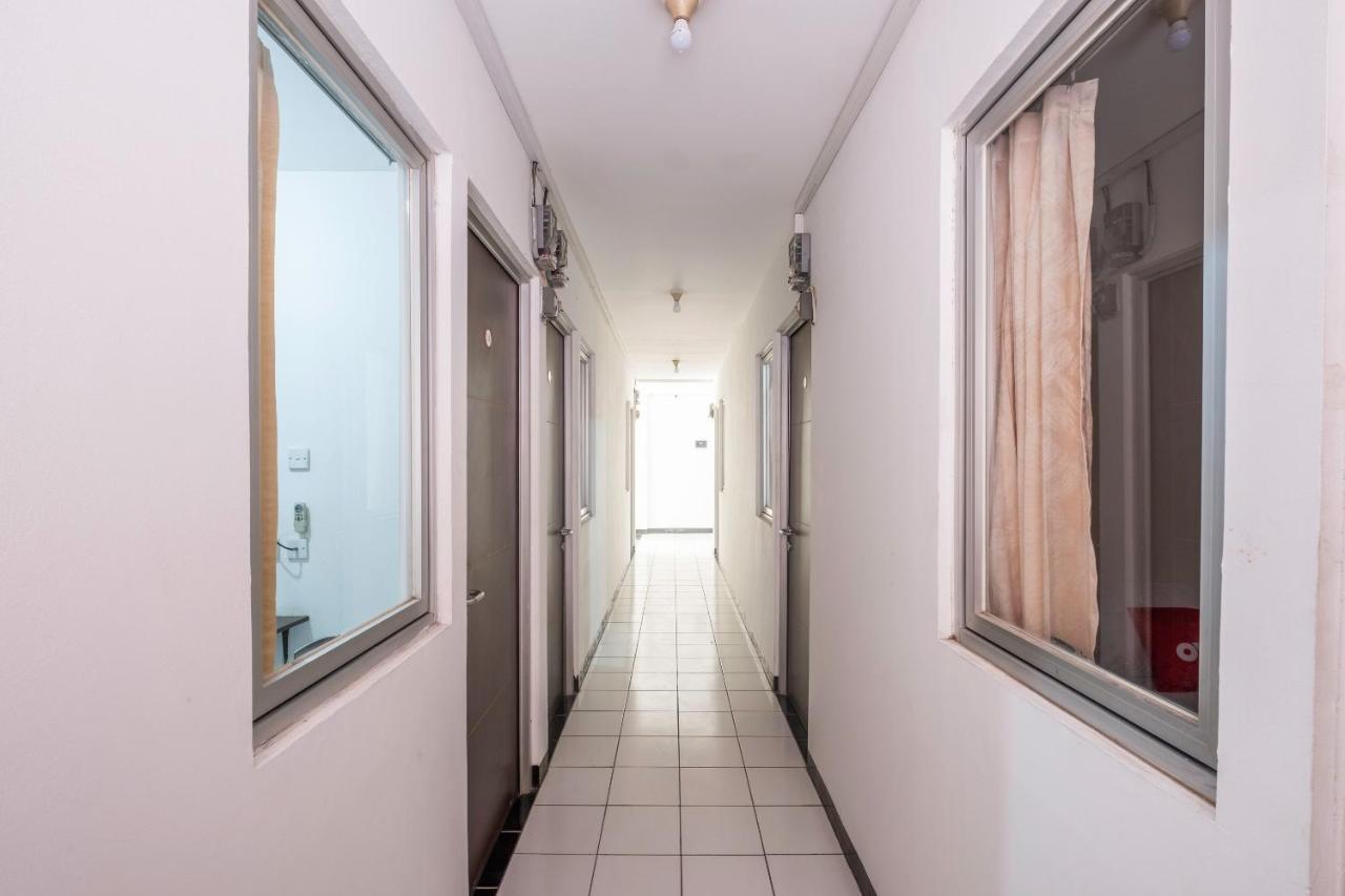 Super Oyo 1568 Stasiun Ka Cirebon Guest House Dış mekan fotoğraf